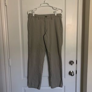 Dockers slim tapered khaki pants (W30 L30)